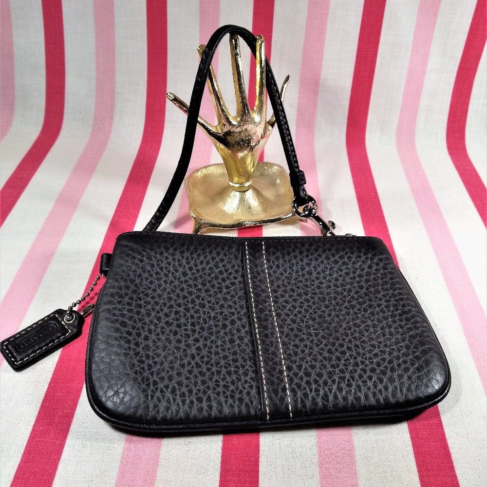 Charming Coach Black Pebble Leather Wristlet with Logo Hang Tag NEW Old Stock! - Picture 4 of 11